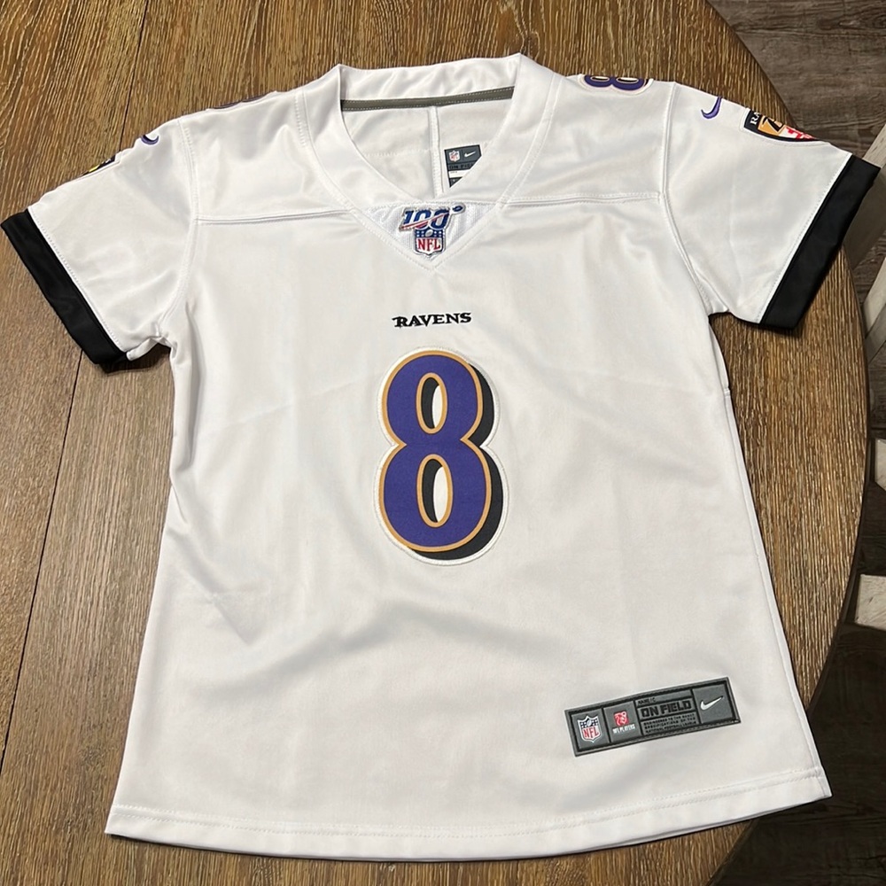 Baltimore Ravens #8 Lamar Jackson Jersey.